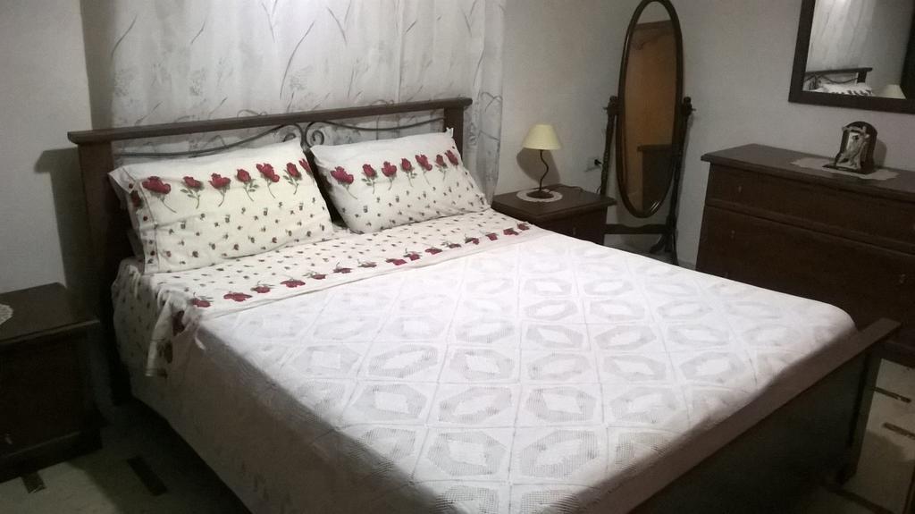 Sa Domu Sarda Bed & Breakfast Piscinas Bagian luar foto