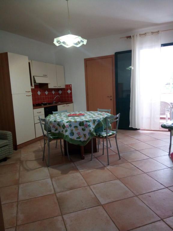 Sa Domu Sarda Bed & Breakfast Piscinas Bagian luar foto