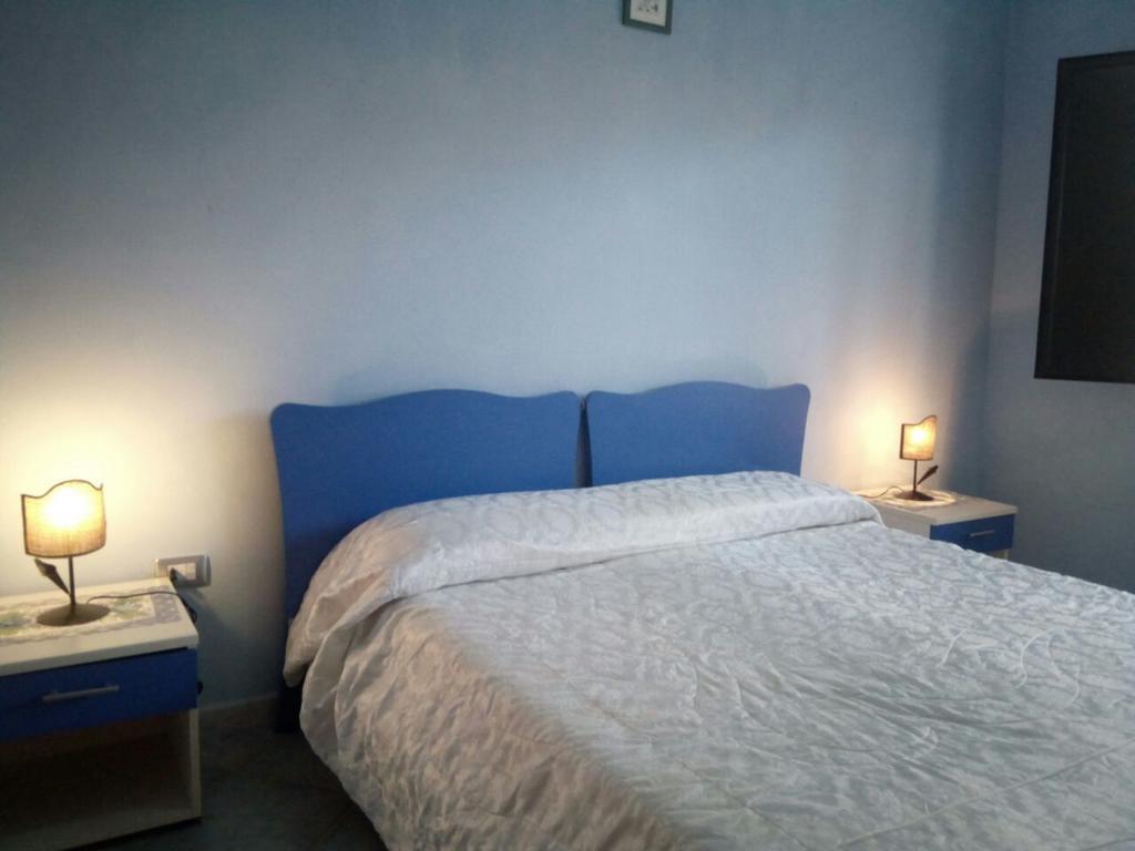 Sa Domu Sarda Bed & Breakfast Piscinas Bagian luar foto